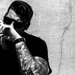 A Pregnant Light : No Longer N 2 U